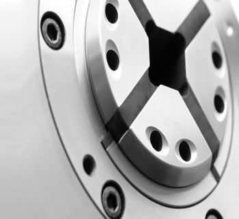 【揭秘】卡盘的应用范畴 阐述韩国三千里三爪卡盘修复方法